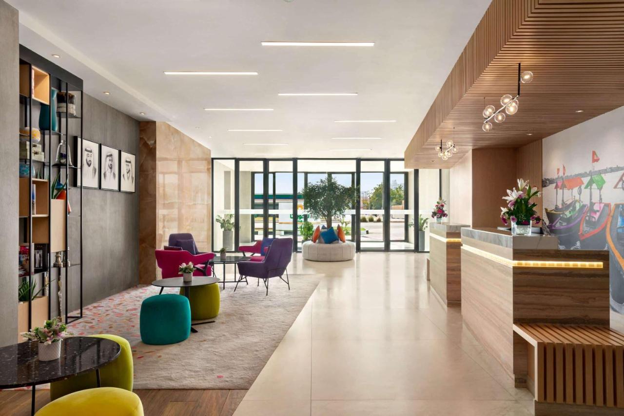 La Quinta By Wyndham Dubai Jumeirah Exterior photo