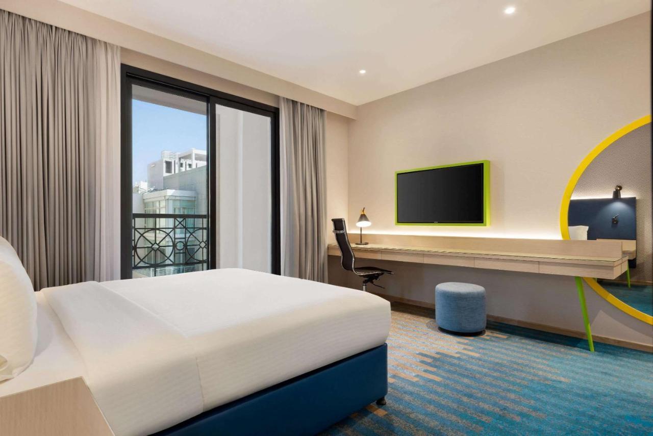La Quinta By Wyndham Dubai Jumeirah Exterior photo