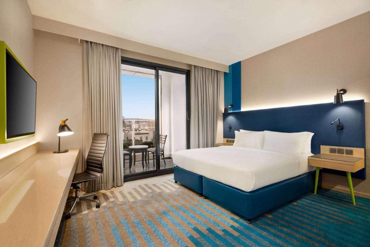 La Quinta By Wyndham Dubai Jumeirah Exterior photo