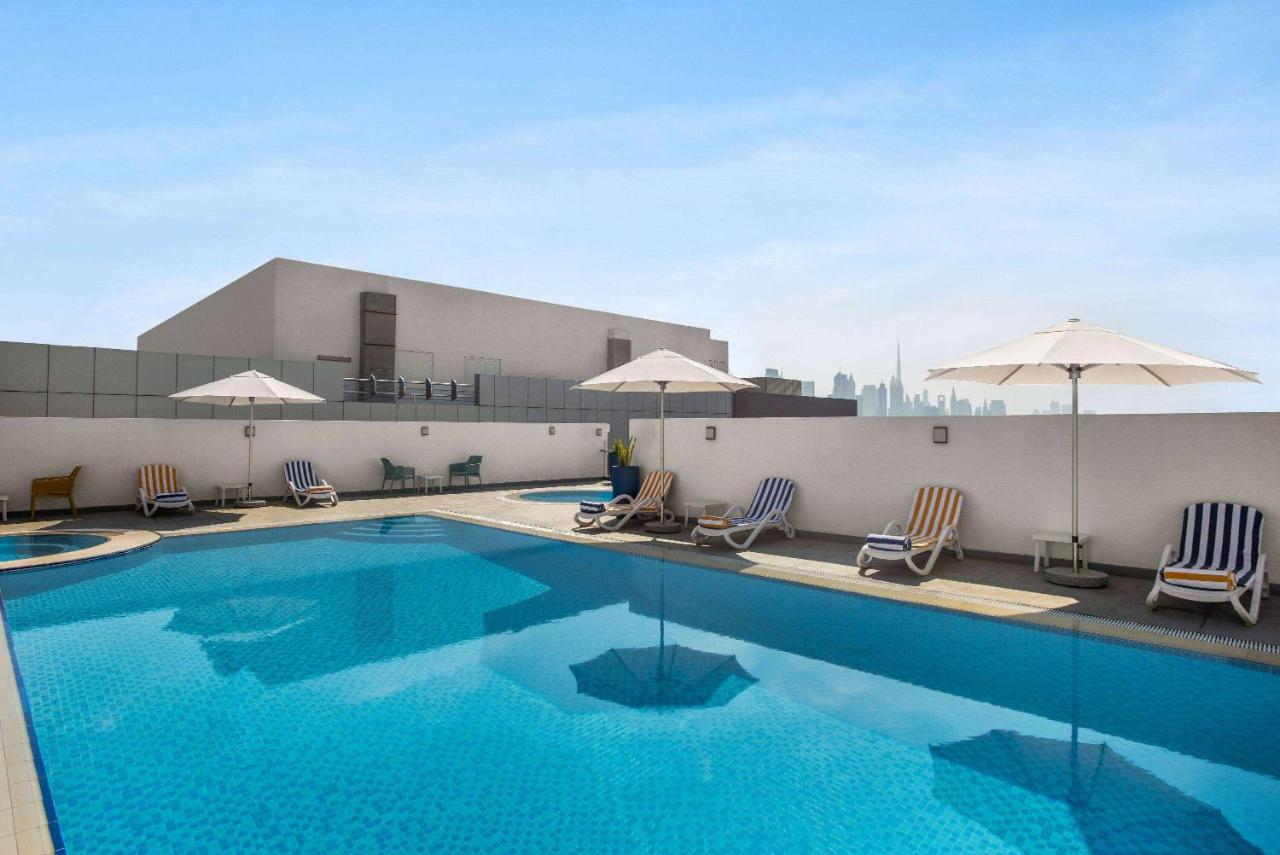 La Quinta By Wyndham Dubai Jumeirah Exterior photo