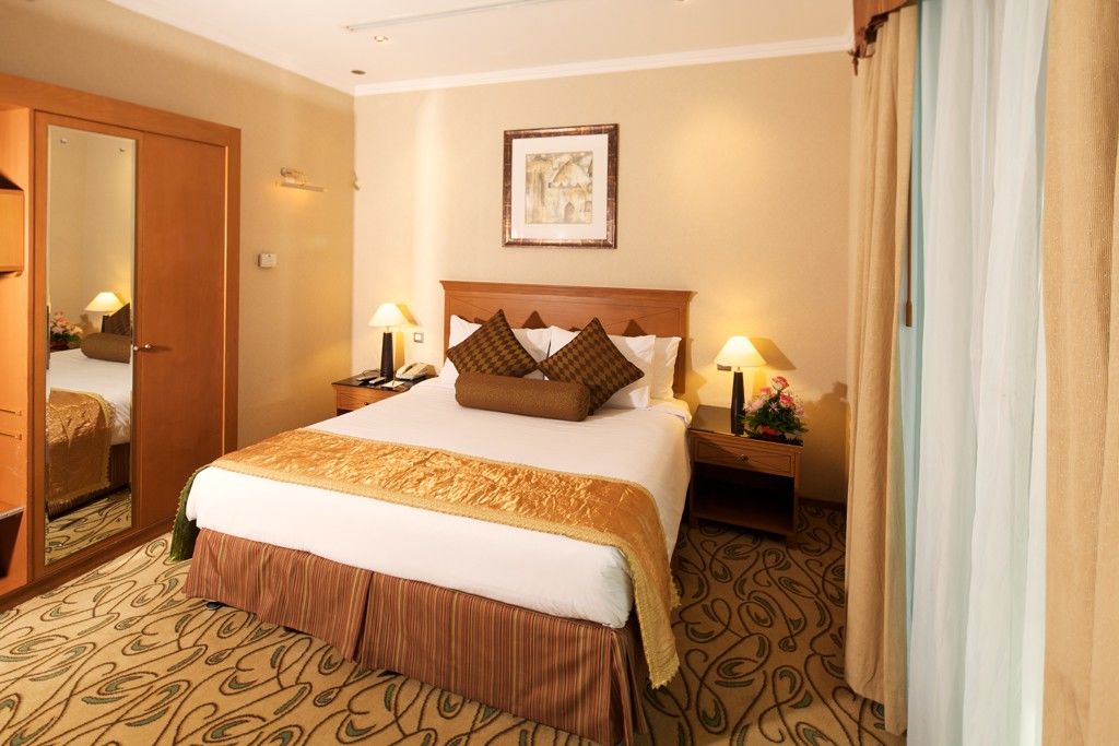 La Quinta By Wyndham Dubai Jumeirah Exterior photo