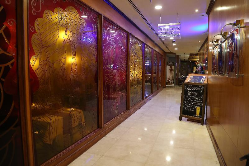 La Quinta By Wyndham Dubai Jumeirah Exterior photo